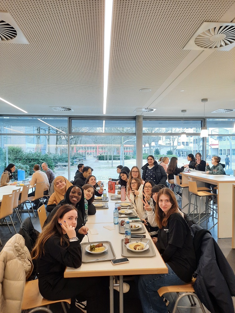 Erasmus24a