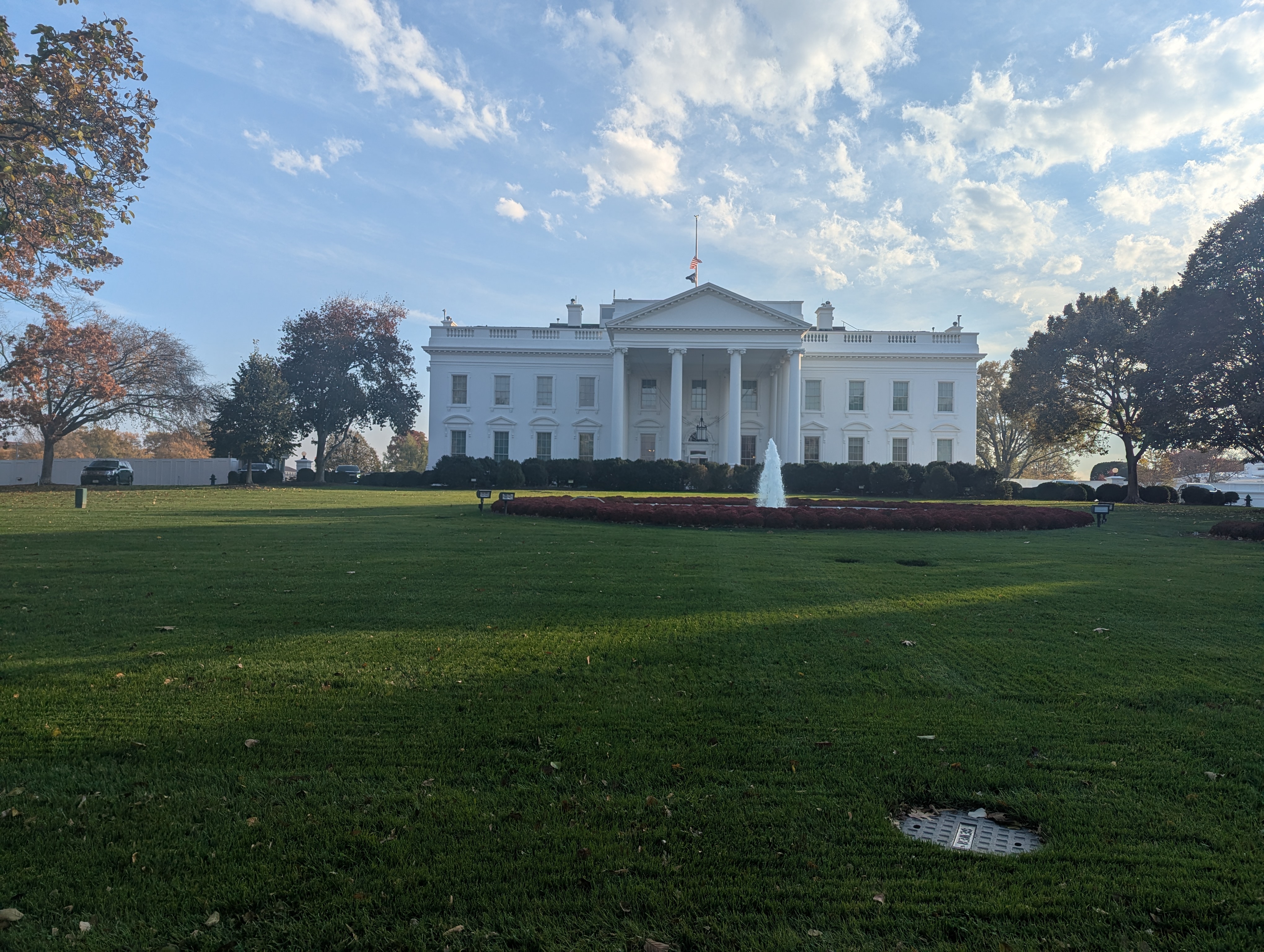 PXL_20251109_202543819